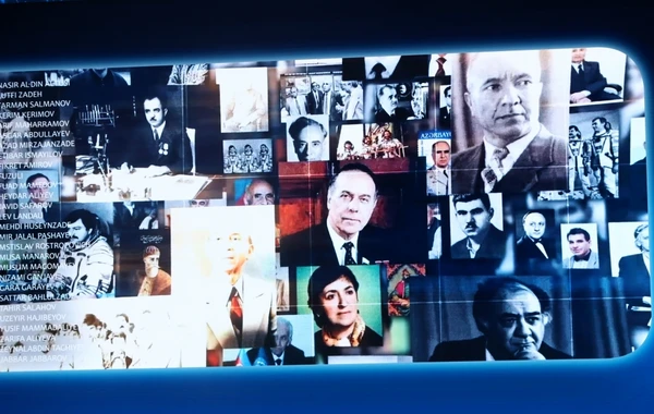İlham Əliyev və Mehriban Əliyeva 74-cü Beynəlxalq Astronavtika Konqresinin açılışında - YENİLƏNİB + FOTO