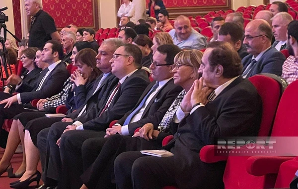 В Батуми состоялась концертная программа по случаю 100-летия Гейдара Алиева - ФОТО