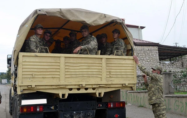 Группа военнослужащих, завершивших срок службы, уволена в запас - ФОТО/ВИДЕО