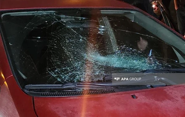 Bakıda sərxoş piyadanı avtomobil vurub - FOTO