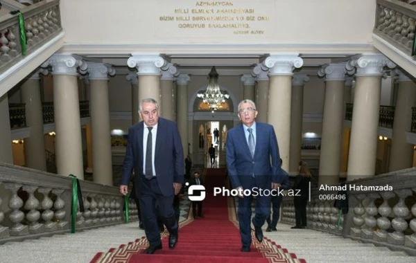 Хошбахт Юсифзаде похоронен - ОБНОВЛЕНО + ВИДЕО