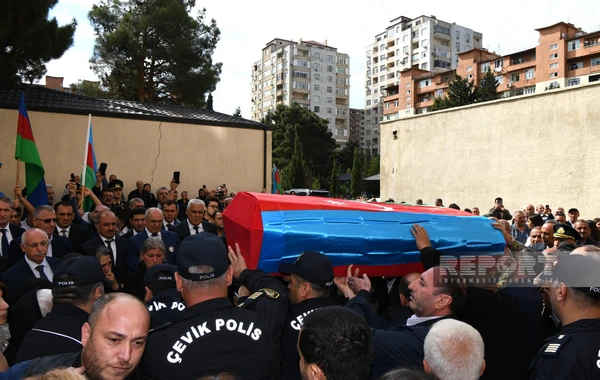 Daşaltıda 31 il sonra meyitinin qalıqları tapılan şəhidlə vida mərasimi başa çatıb - YENİLƏNİB - FOTO