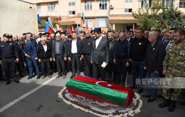 Daşaltıda 31 il sonra meyitinin qalıqları tapılan şəhidlə vida mərasimi başa çatıb - YENİLƏNİB - FOTO