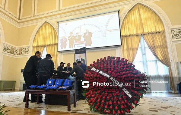 Хошбахт Юсифзаде похоронен - ОБНОВЛЕНО + ВИДЕО