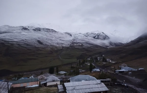 Quba və Qusar rayonunun yüksək dağlıq ərazilərinə qar yağıb - FOTO