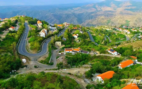 Laçında şəhərdaxili yollar sürətlə bərpa edilir - FOTO/VİDEO