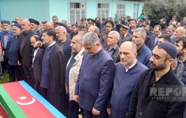 Şəhid Yusif Xəlilov Lənkəranda dəfn edilib - YENİLƏNİB - FOTO