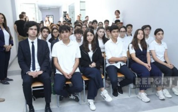 Azərbaycanlı məktəblilər Beynəlxalq Kosmik Stansiya ilə əlaqə qura biliblər - FOTO