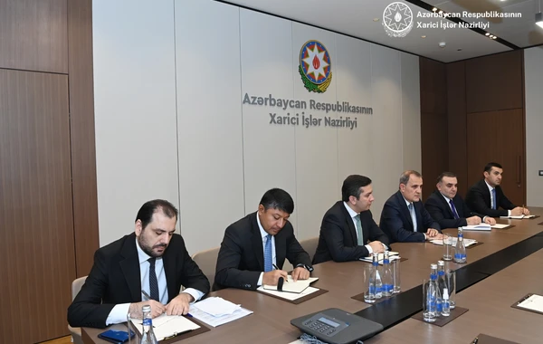 Ceyhun Bayramov qətərli həmkarını Ermənistanın törətdiyi cinayətlər barədə məlumatlandırıb - FOTO