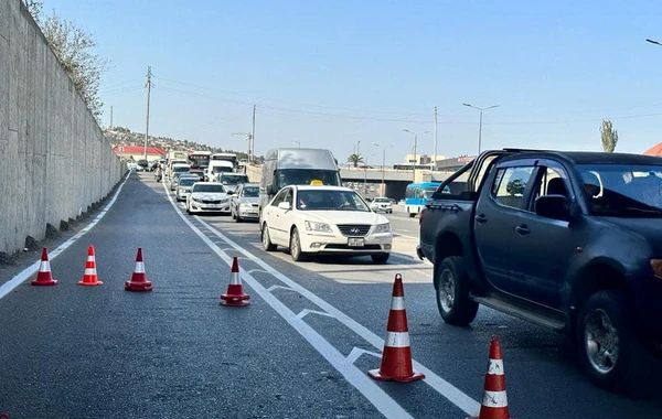 Bakı-Sumqayıt şosesində avtobus zolağı təşkil edilir - FOTO