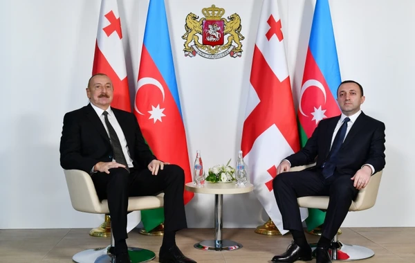 Prezident İlham Əliyevin İrakli Qaribaşvili ilə təkbətək görüşü olub - YENİLƏNİB