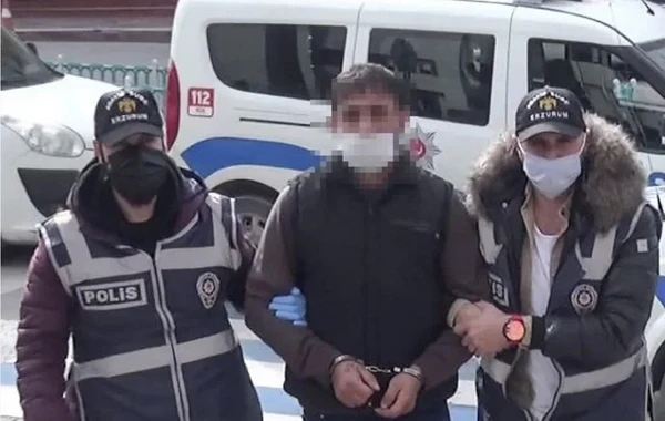 Əsəbiləşdiyi qızını 24 yerindən bıçaqlayıb, cinsi istismar edən 38 yaşlı ataya 61 il 9 ay HƏBS - FOTO
