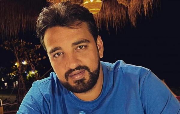 Azərbaycanlı aparıcı böyrəyini atasına verdi - FOTO