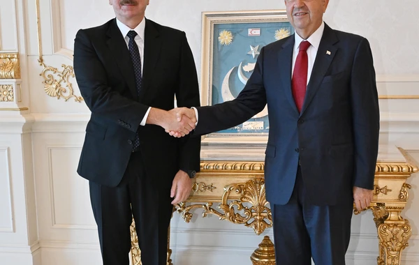 Prezident İlham Əliyev Şimali Kiprin Prezidentini qəbul edib - FOTO