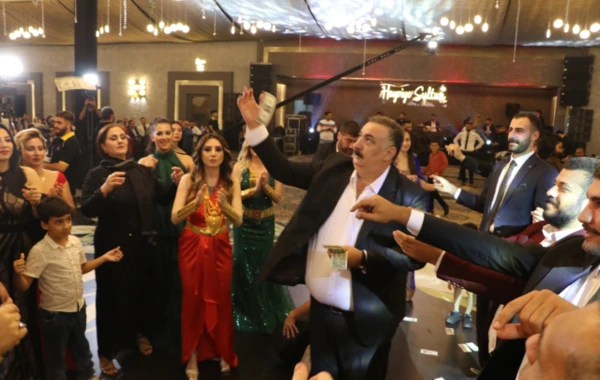 Gəlinə 7 kiloqram qızıl taxıldı - 5 MİLYON PUL YIĞILDI - FOTO/VİDEO