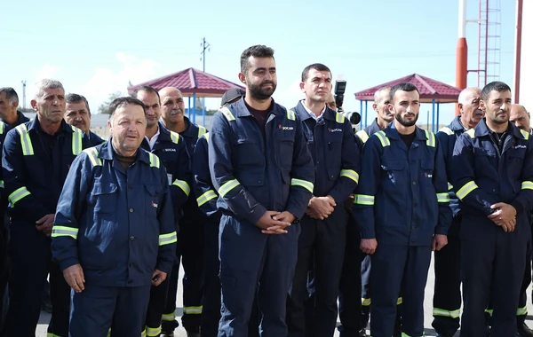 SOCAR-ın vitse-prezidentləri Çilov adasına səfər edib - FOTO