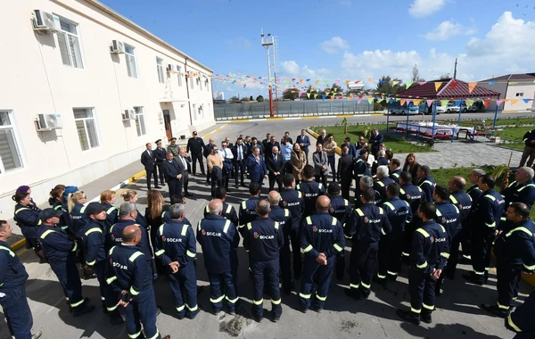 SOCAR-ın vitse-prezidentləri Çilov adasına səfər edib - FOTO