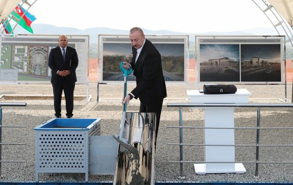 Füzuli şəhərində inzibati binanın təməli qoyulub - YENİLƏNİB - FOTO