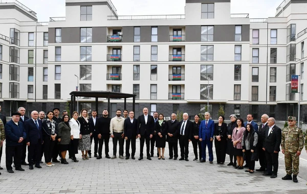 Prezident İlham Əliyev Füzuli Şəhəri Günündə yerli sakinlərlə görüşüb - YENİLƏNİB + FOTO