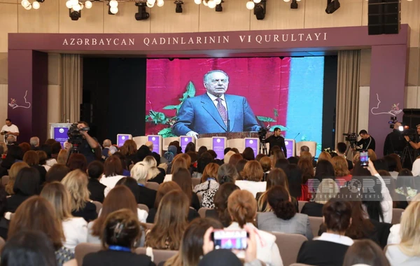 Azərbaycan Qadınlarının VI Qurultayı keçirilib, qətnamə qəbul olunub - FOTO - YENİLƏNİB