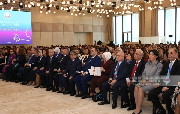 Azərbaycan Qadınlarının VI Qurultayı keçirilib, qətnamə qəbul olunub - FOTO - YENİLƏNİB