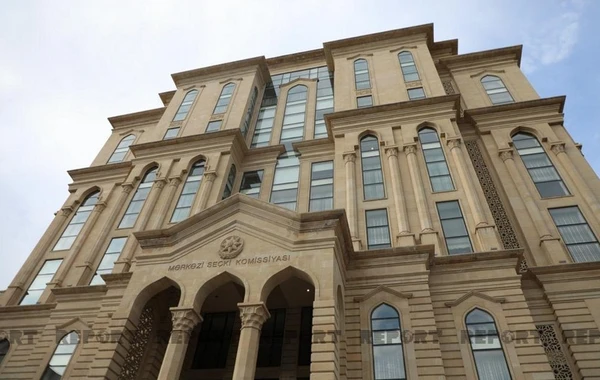 Azərbaycanda dairə seçki komissiyalarına sədr və katiblər seçilib