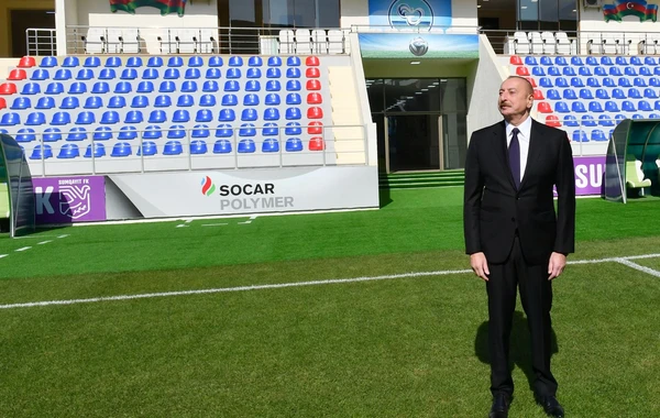 Prezident Sumqayıt şəhər stadionunda yaradılan şəraitlə tanış olub - FOTO
