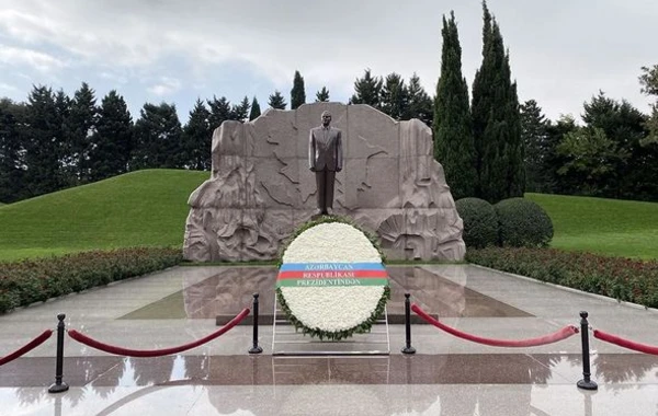 Azərbaycan və Tacikistan müdafiə nazirləri hərbi əməkdaşlıq məsələlərini müzakirə ediblər - FOTO/VİDEO