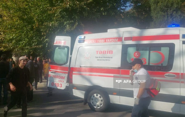 В Гяндже опрокинулся пассажирский автобус: есть пострадавшие - ОБНОВЛЕНО + ВИДЕО