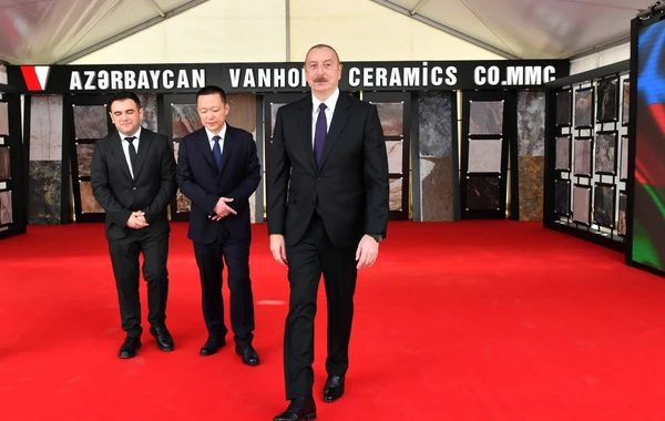 Президент принял участие в церемониях открытия и закладки фундаментов ряда предприятий в Сумгайыте - ФОТО