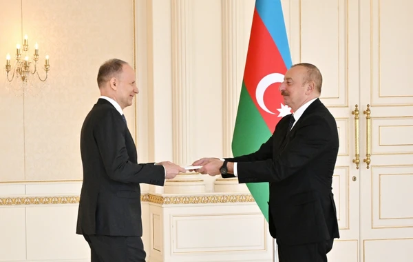 Президент принял верительные грамоты новоназначенного посла Швейцарии в Азербайджане - ОБНОВЛЕНО + ФОТО