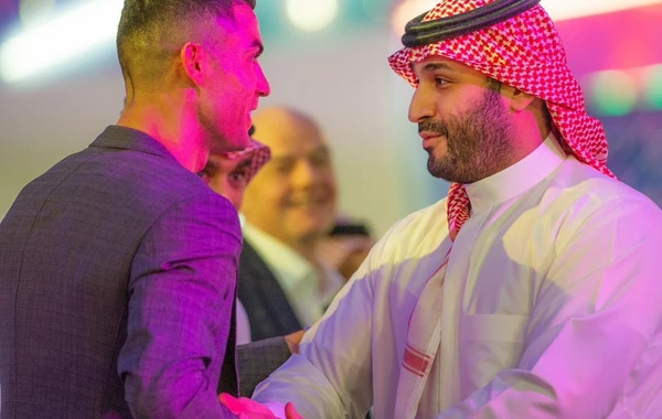 Kriştiano Ronaldo Səudiyyənin vəliəhdi ilə görüşüb - FOTO