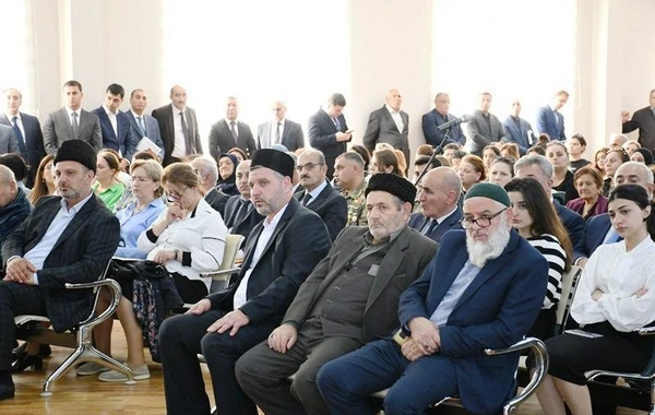 Eldar Əzizov Əmircan sakinlərinin problemlərinin həlli ilə bağlı tapşırıq verib - FOTO