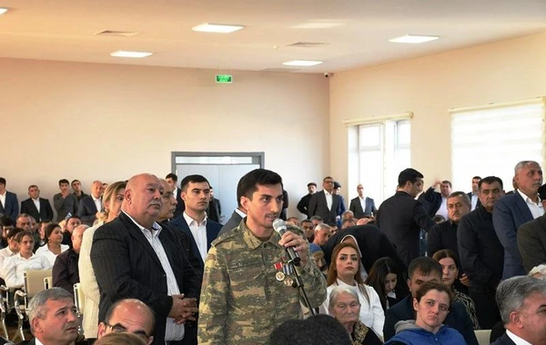 Eldar Əzizov Əmircan sakinlərinin problemlərinin həlli ilə bağlı tapşırıq verib - FOTO