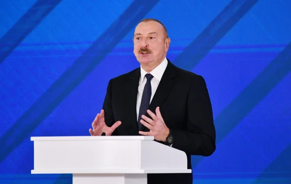 Президент принял участие в церемонии официального открытия Гарадагской солнечной электростанции -  ОБНОВЛЕНО + ФОТО
