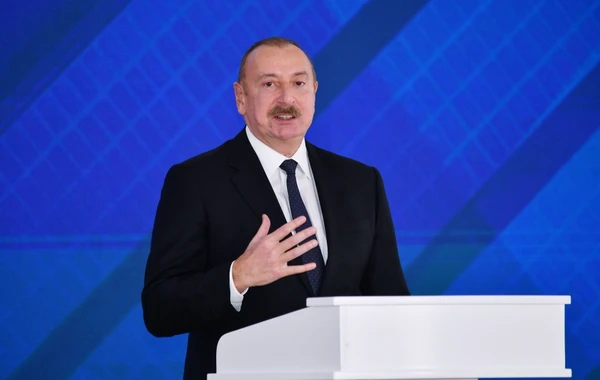 Президент принял участие в церемонии официального открытия Гарадагской солнечной электростанции -  ОБНОВЛЕНО + ФОТО