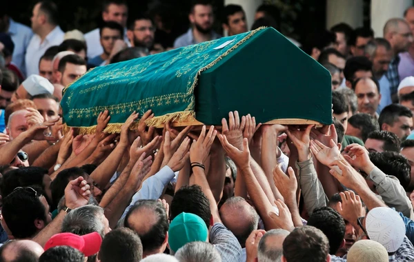 Səsi ilə Azərbaycanda məşhurlaşan şəxs qəfil öldü - FOTO/VİDEO