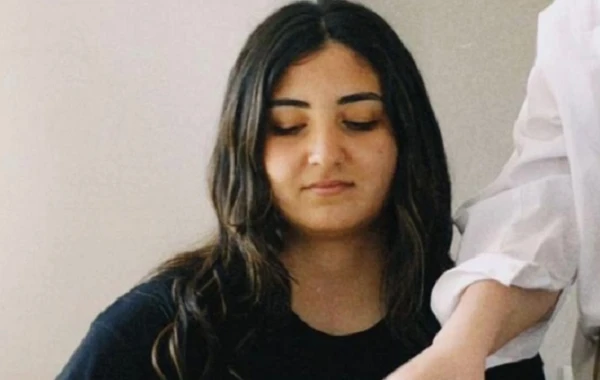 Liftdə ölən gənc qızın güzgüyə yazdıqları ürək dağladı - FOTO/VİDEO