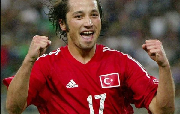 Dünya Çempionatındakı çıxışı ilə yadda qalan türkiyəli futbolçu azərbaycanlı qızla evləndi - FOTO
