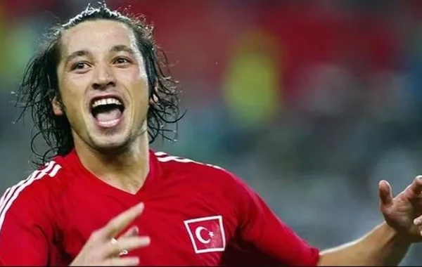 Dünya Çempionatındakı çıxışı ilə yadda qalan türkiyəli futbolçu azərbaycanlı qızla evləndi - FOTO