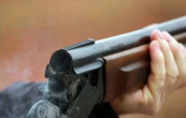 Astarada 18 yaşlı gənc 40 yaşlı kişini güllələyib