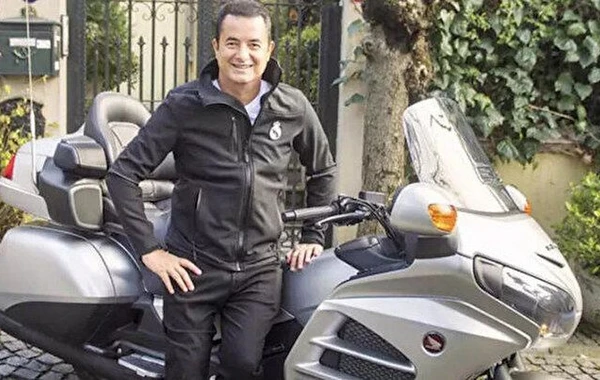 Acun Ilıcalı nə qədər maşını və motosikleti olduğunu açıqladı - FOTO
