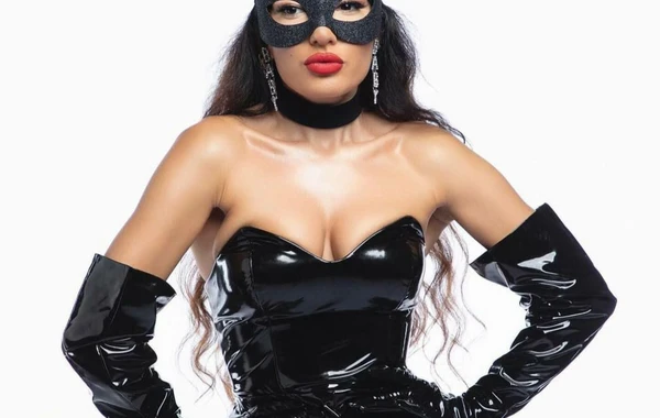 Dilarənin yeni "Playboy" fotoları