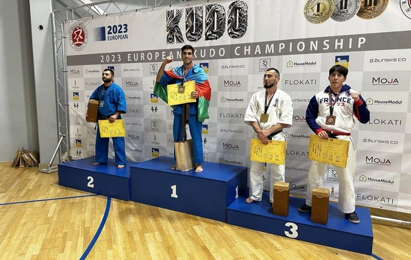 Azərbaycan karateçiləri Avropa çempionatında 3 qızıl və 1 gümüş qazanıblar - FOTO