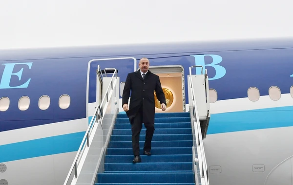 Azərbaycan Prezidenti İlham Əliyev Qazaxıstana səfərə gedib - FOTO