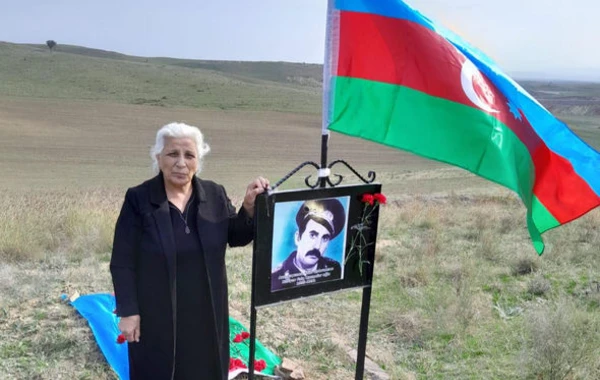 Milli Qəhrəmanın məzarı 31 ildən sonra ziyarət olunub - FOTO