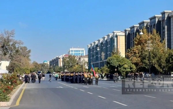 Naxçıvan şəhərində hərbi yürüş keçirilib - FOTO/VİDEO