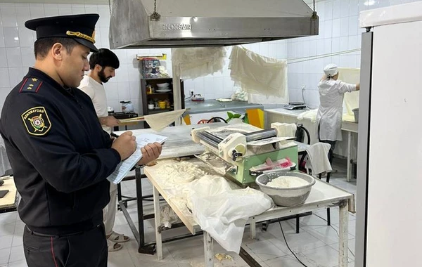 Bakıda sanitariya-gigiyena qaydalarını pozan şəxslər cərimələnib - FOTO
