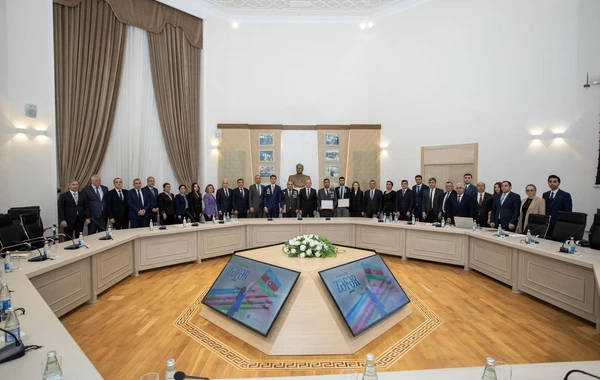 Energetika Nazirliyində Zəfər Gününə həsr olunmuş tədbir keçirilib - FOTO