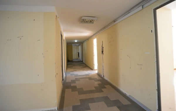 Ильхам Алиев и Мехрибан Алиева осмотрели в Шуше здание профессиональной школы и колледжа - ОБНОВЛЕНО + ФОТО